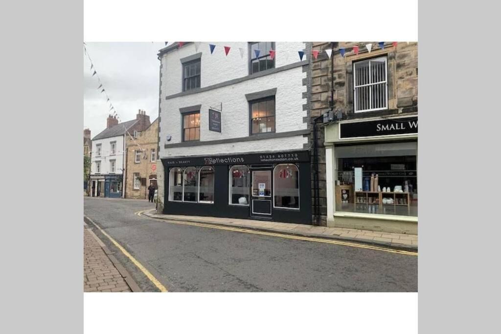 Hexham Town Centre, Market Place View Екстер'єр фото