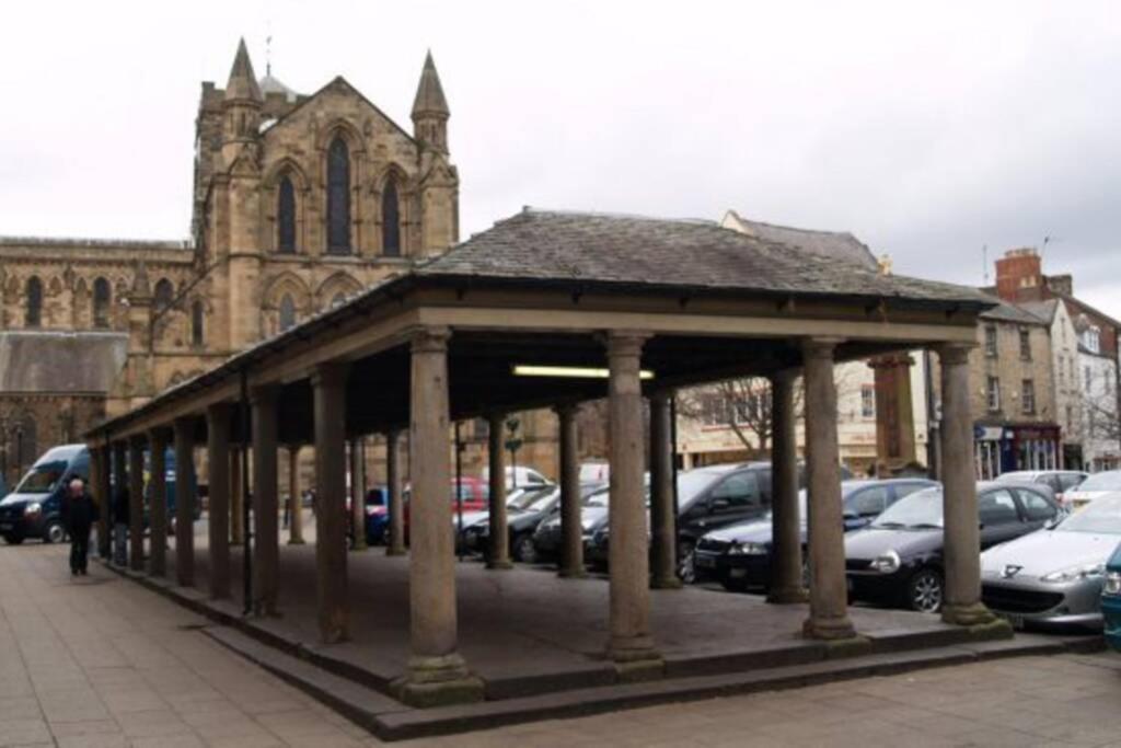 Hexham Town Centre, Market Place View Екстер'єр фото